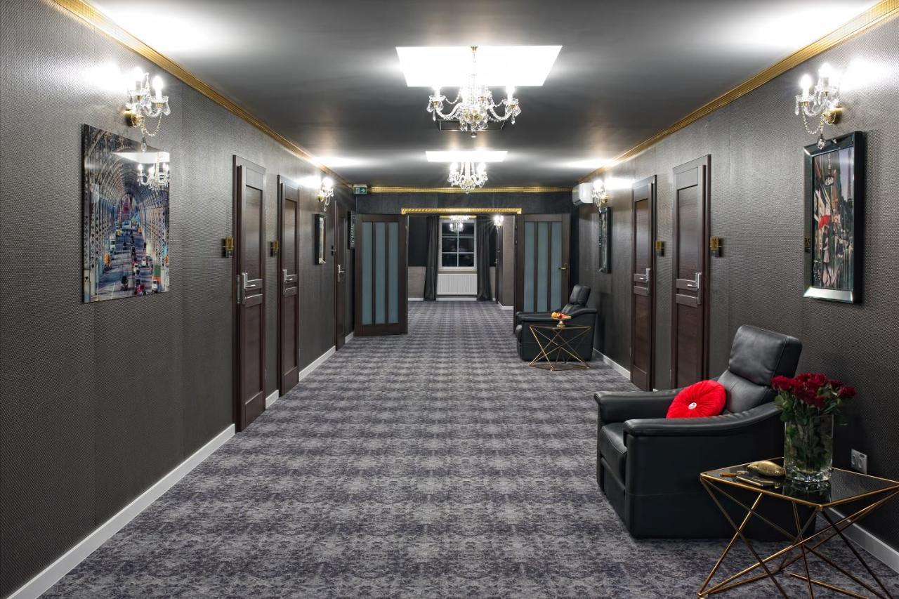 Hotel Campari Góra Motyczna Kültér fotó