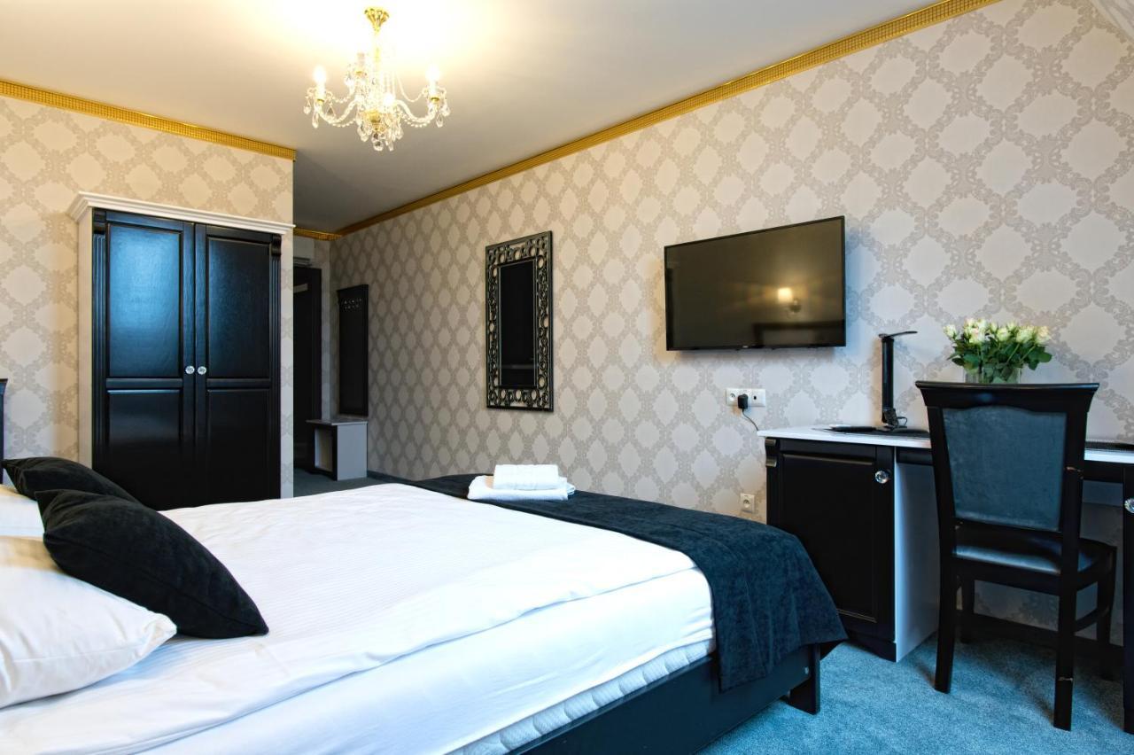 Hotel Campari Góra Motyczna Kültér fotó