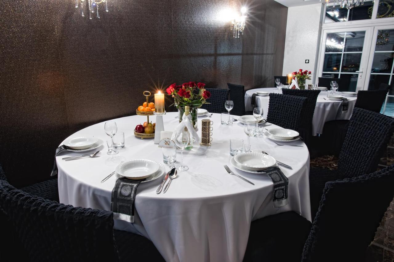 Hotel Campari Góra Motyczna Kültér fotó