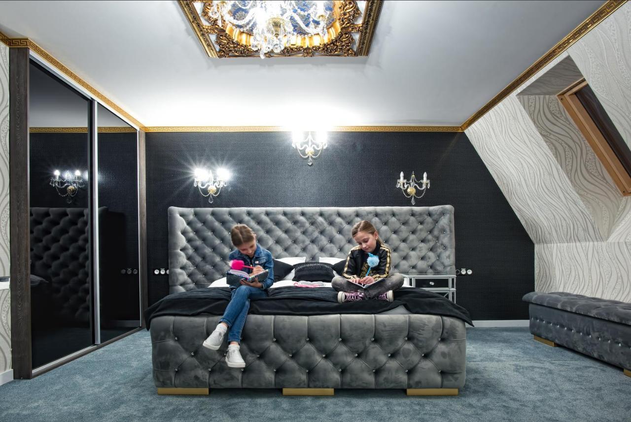 Hotel Campari Góra Motyczna Kültér fotó